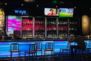 W XYZ(SM) Bar image