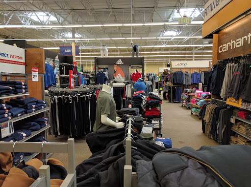 Sporting Goods Store «Academy Sports + Outdoors», reviews and photos, 7205 Pinnacle Pkwy, Covington, LA 70433, USA