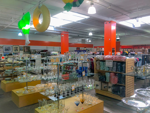 Thrift Store «Revivals Store - Palm Springs», reviews and photos