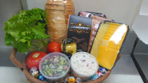 Grocery Store «McGinnis Sisters Specialty Food Stores», reviews and photos, 4311 Northern Pike, Monroeville, PA 15146, USA