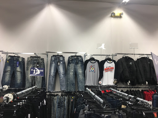 Discount Store «Fallas Discount Stores», reviews and photos, 8354 Pines Blvd, Pembroke Pines, FL 33024, USA