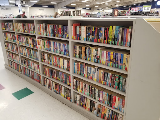 Non-Profit Organization «Southern Oregon Goodwill Retail Store», reviews and photos