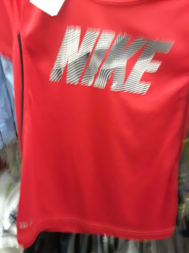 Thrift Store «Red White & Blue Thrift Store», reviews and photos, 12640 NE 6th Ave, Miami, FL 33161, USA