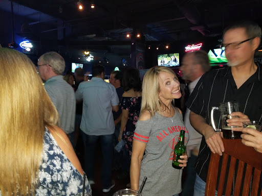 Bar & Grill «Kimmyz Tatum Point», reviews and photos, 4601 E Bell Rd, Phoenix, AZ 85032, USA