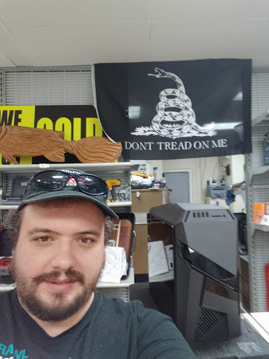 Pawn Shop «Mad Dog Pawn», reviews and photos, 3324 Manatee Ave W, Bradenton, FL 34205, USA