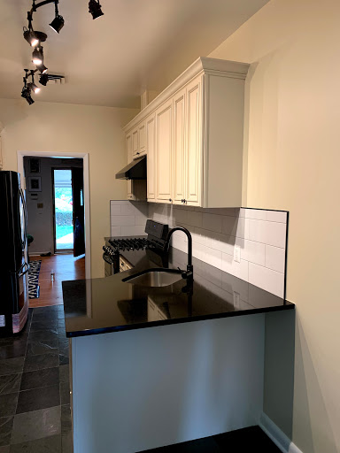 Kitchen Remodeler «TradeMark Construction LLC & Kitchen and Bath Showroom», reviews and photos, 6806 Eastern Ave, Baltimore, MD 21224, USA