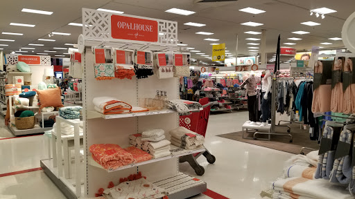 Department Store «Target», reviews and photos, 630 Main St, Hackensack, NJ 07601, USA