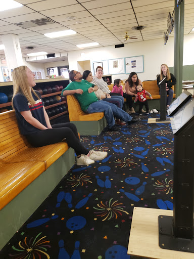 Bowling Alley «ICC Bowlatorium and Gymnasium», reviews and photos, 2701 S 25th St, Omaha, NE 68105, USA
