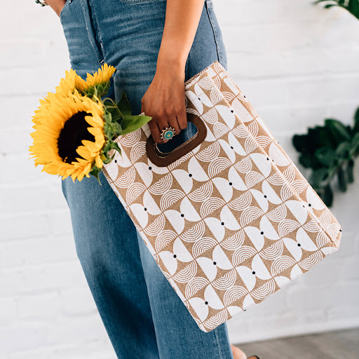 Home Goods Store «Ten Thousand Villages», reviews and photos, 105 W Main St, Charlottesville, VA 22902, USA