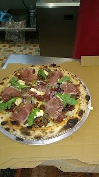 Plats et boissons du Pizzas à emporter Pizz'adorée à Mareuil-le-Port - n°16