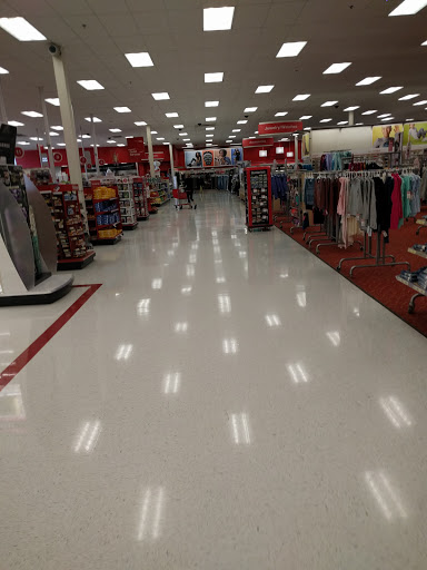Department Store «Target», reviews and photos, 300 Clydesdale Trail, Medina, MN 55340, USA