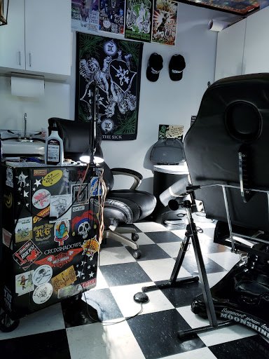 Tattoo Shop «Chrome Halo Tattoo & Body Piercing», reviews and photos, 517 W Main St, Murfreesboro, TN 37129, USA