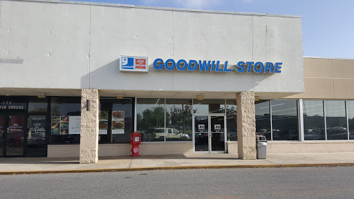 Thrift Store «Goodwill», reviews and photos