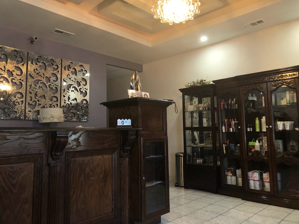 Juanita's Beauty Salon 78572