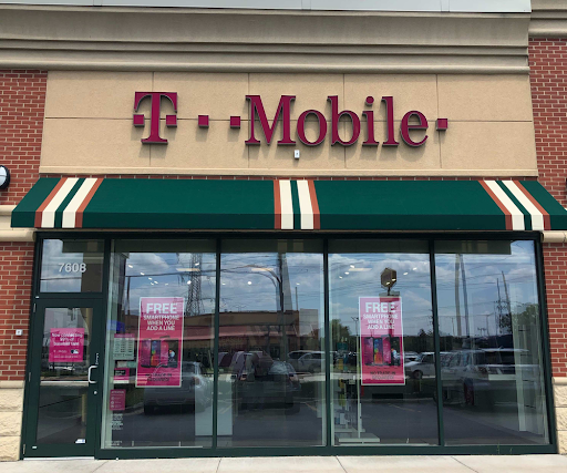 T-Mobile, 7600 95th St Suite 3, Hickory Hills, IL 60457, USA, 