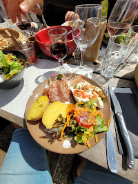 Raclette du Restaurant français Alpage de l'Airon à Arâches-la-Frasse - n°1