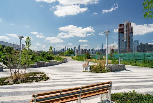 Park «Bushwick Inlet Park», reviews and photos, Kent Ave, Brooklyn, NY 11249, USA