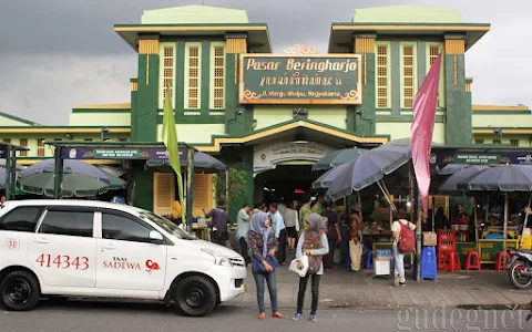 Pasar Beringharjo Yogyakarta image
