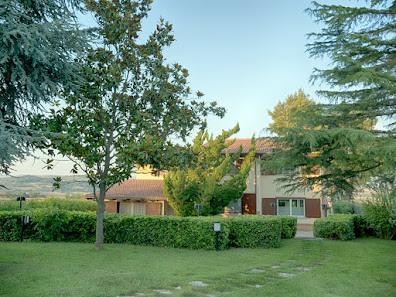 Villa dei Tigli Resort & Spa Via Santa Maria, 29, 82020 Pietrelcina BN, Italia