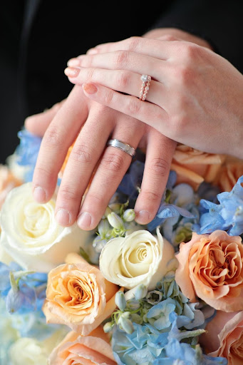 Garden Center «H J Benken Florist & Garden», reviews and photos, 6000 Plainfield Rd, Cincinnati, OH 45213, USA