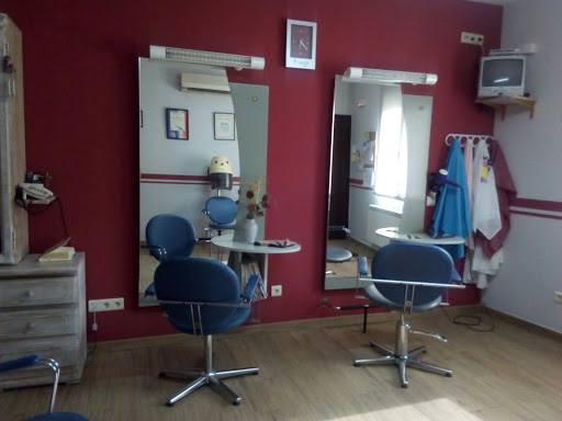 Peluquería Cristina en Menasalbas, Toledo