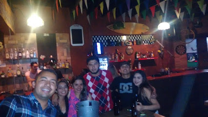 Bar Los Amigos - Mariachi Loco