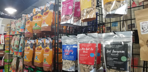 Pet Supply Store «Dog Gone Holistic-SouthShore», reviews and photos, 13131 US-301, Riverview, FL 33578, USA