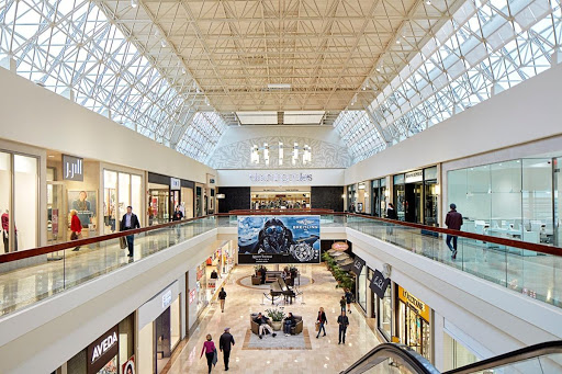 Shopping Mall «The Shops at Chestnut Hill», reviews and photos, 199 Boylston St, Chestnut Hill, MA 02467, USA