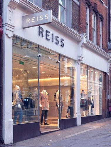Comments and reviews of Reiss Kensington