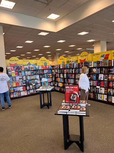 Book Store «Barnes & Noble», reviews and photos, 4000 Jericho Turnpike, East Northport, NY 11731, USA
