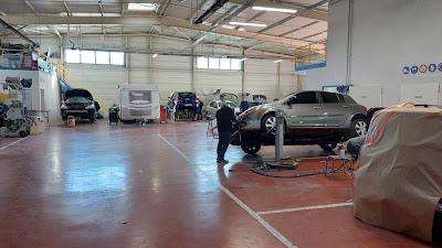CARROSSERIE BLANC à Alès