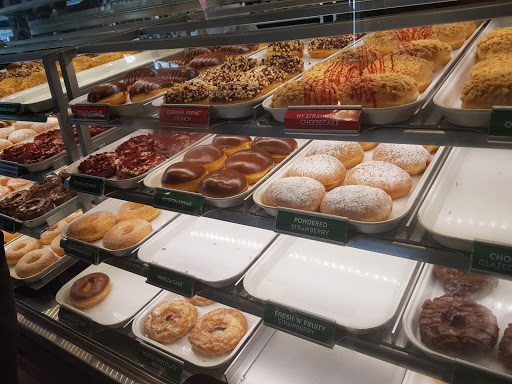 Krispy Kreme Doughnuts & Coffee, Victoria Island, 33 Bishop Aboyade Cole St, Victoria Island 100272, Lagos, Nigeria, Sandwich Shop, state Ogun