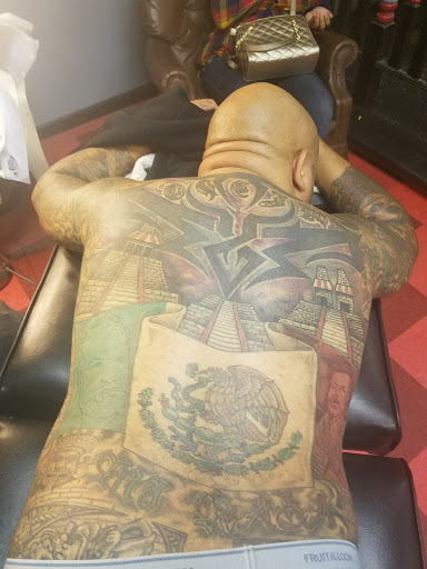 Tattoo Shop «AWOL Custom Tattooing Llc», reviews and photos, 1780 W Sherman Blvd, Muskegon, MI 49441, USA