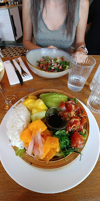 Poke bowl du Restaurant Huguette, Bistro de la mer à Paris - n°11