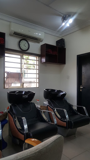 Snows Purely Naturelle Salon, Suite B107, Plot, 1245 Adetokunbo Ademola Cres, Wuse, Abuja, Nigeria, Beauty Salon, state Federal Capital Territory