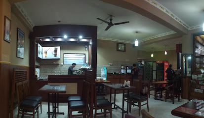 Kwality Cafe - Lazimpat Rd 1079, Kathmandu 44600, Nepal