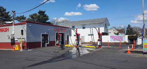 Car Wash «Lindenhurst Hand Car Wash», reviews and photos, 491 S Delaware Ave, Lindenhurst, NY 11757, USA