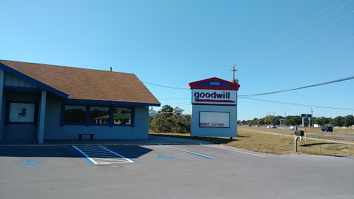 Thrift Store «Goodwill Retail Store & Donation Center», reviews and photos