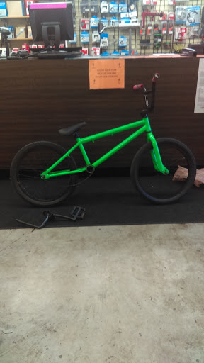 Bicycle Store «Matthews Bicycle Mart Inc», reviews and photos, 7272 Pendleton Pike, Indianapolis, IN 46226, USA