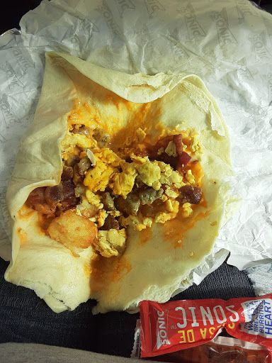 Fast Food Restaurant «Sonic Drive-In», reviews and photos, 1598 N Main St, Crossville, TN 38555, USA