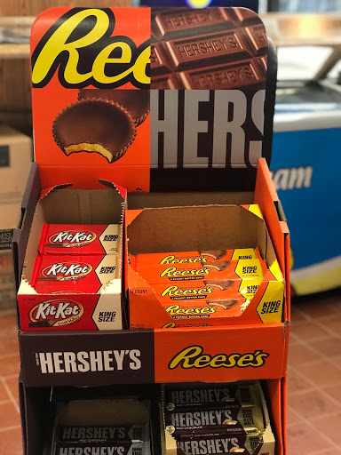 Convenience Store «Friendly Corner Convenience», reviews and photos, 2408 Massachusetts Ave, Cambridge, MA 02140, USA