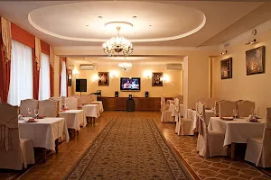 Reutov, Restaurant image