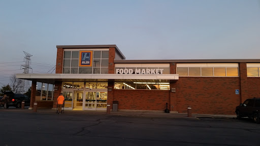 ALDI, 3728 Navarre Ave, Oregon, OH 43616, USA, 