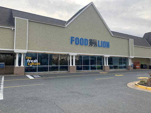 Grocery Store «Food Lion», reviews and photos, 5227 Waterway Dr, Dumfries, VA 22025, USA