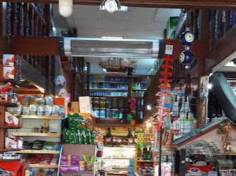 Adakale Süpermarket