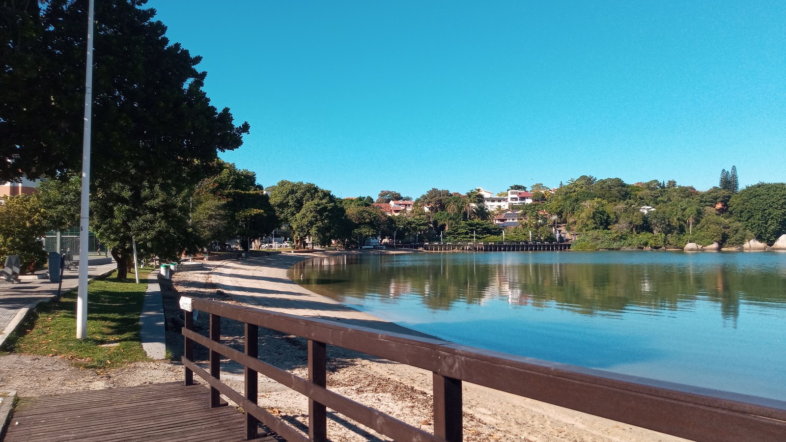 Foto von Praia do Bom Abrigo - beliebter Ort unter Entspannungskennern
