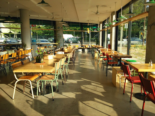 Información y opiniones sobre Sopa Boronat de Barcelona