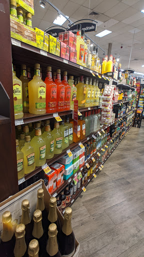 Grocery Store «Metro Market», reviews and photos, 1123 N Van Buren St, Milwaukee, WI 53202, USA