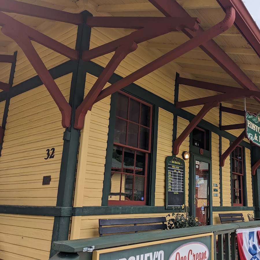 Saluda Historic Depot and Museum
