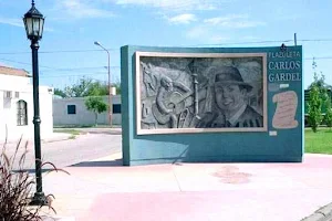 Plazoleta Carlos Gardel image